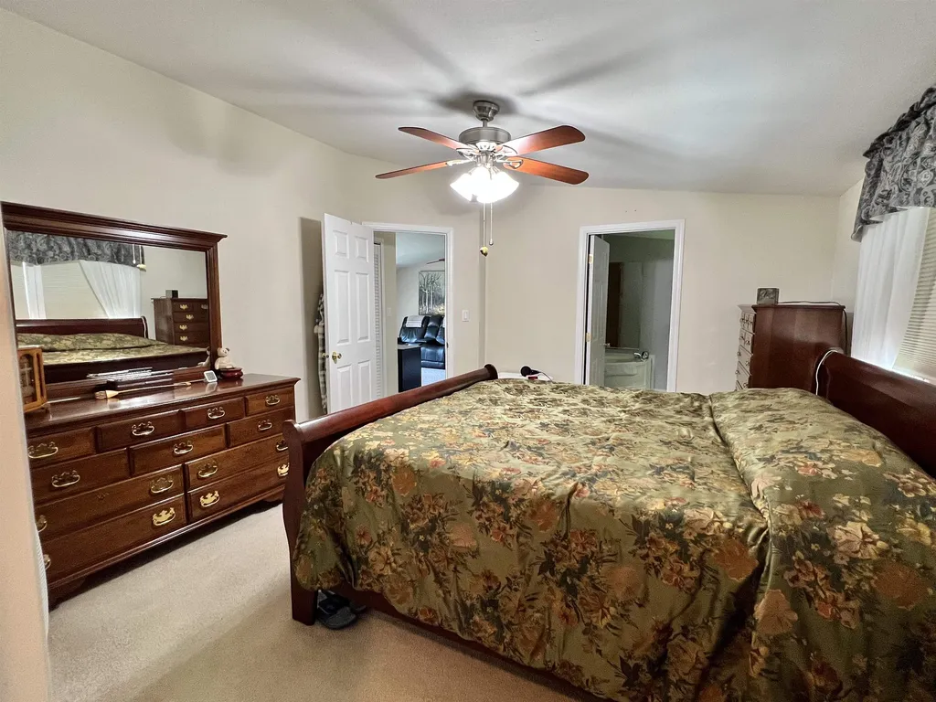34 Constitution Way Dover NH 03820