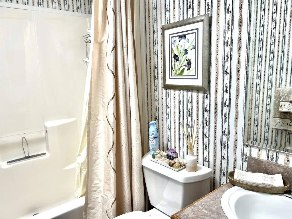 34 Constitution Way Dover NH 03820