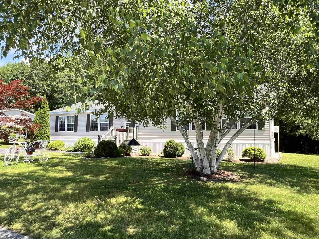 34 Constitution Way Dover NH 03820