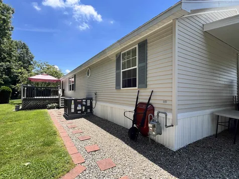 34 Constitution Way Dover NH 03820