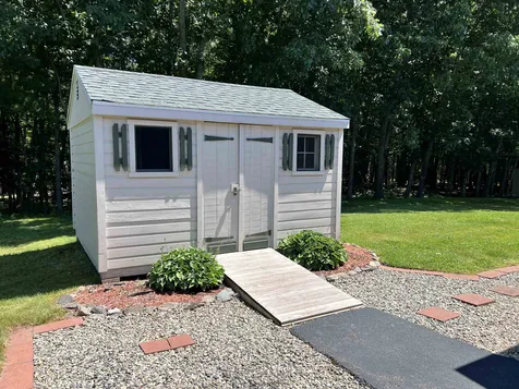 34 Constitution Way Dover NH 03820