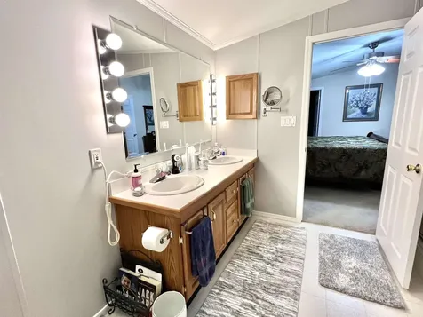 34 Constitution Way Dover NH 03820