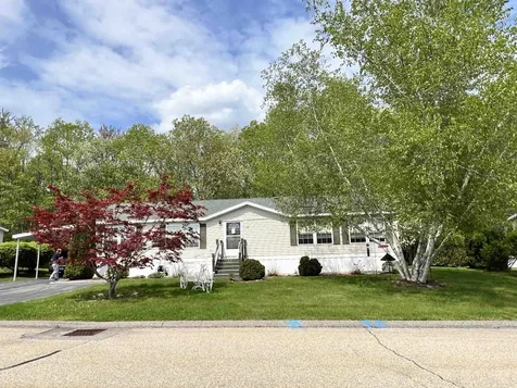 34 Constitution Way Dover NH 03820