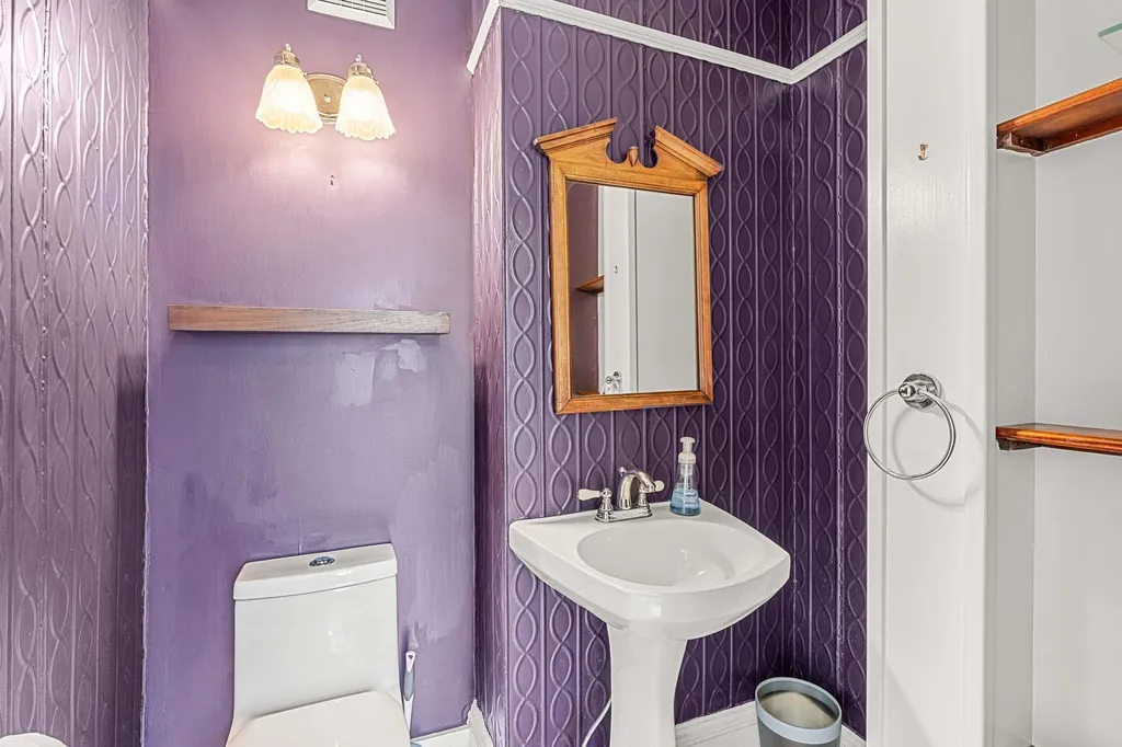 17 Cliff Street Somersworth NH 03878