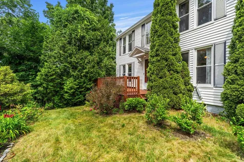 17 Cliff Street Somersworth NH 03878