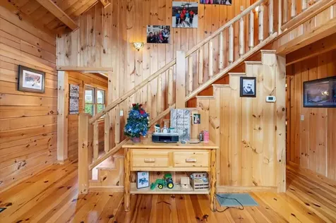 4 Boyle Street Lincoln NH 03251