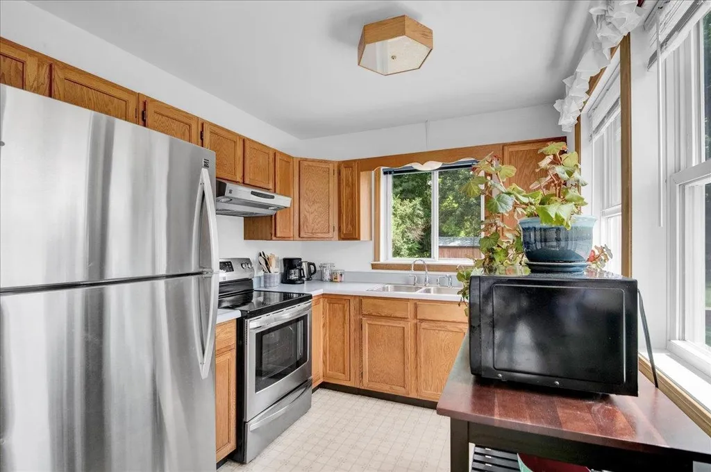 3 Place Drive Jericho VT 05465