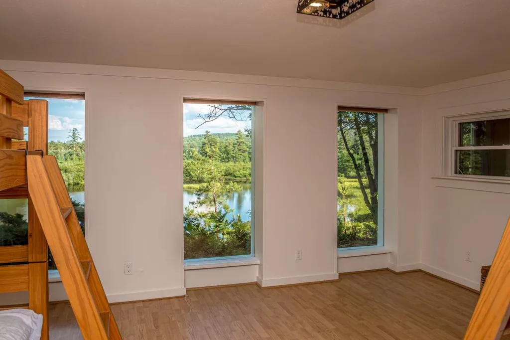 60 Brookside Avenue Albany NH 03818