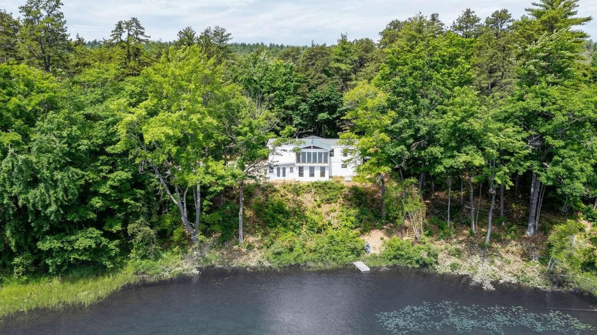 Albany NH, 60 Brookside Avenue