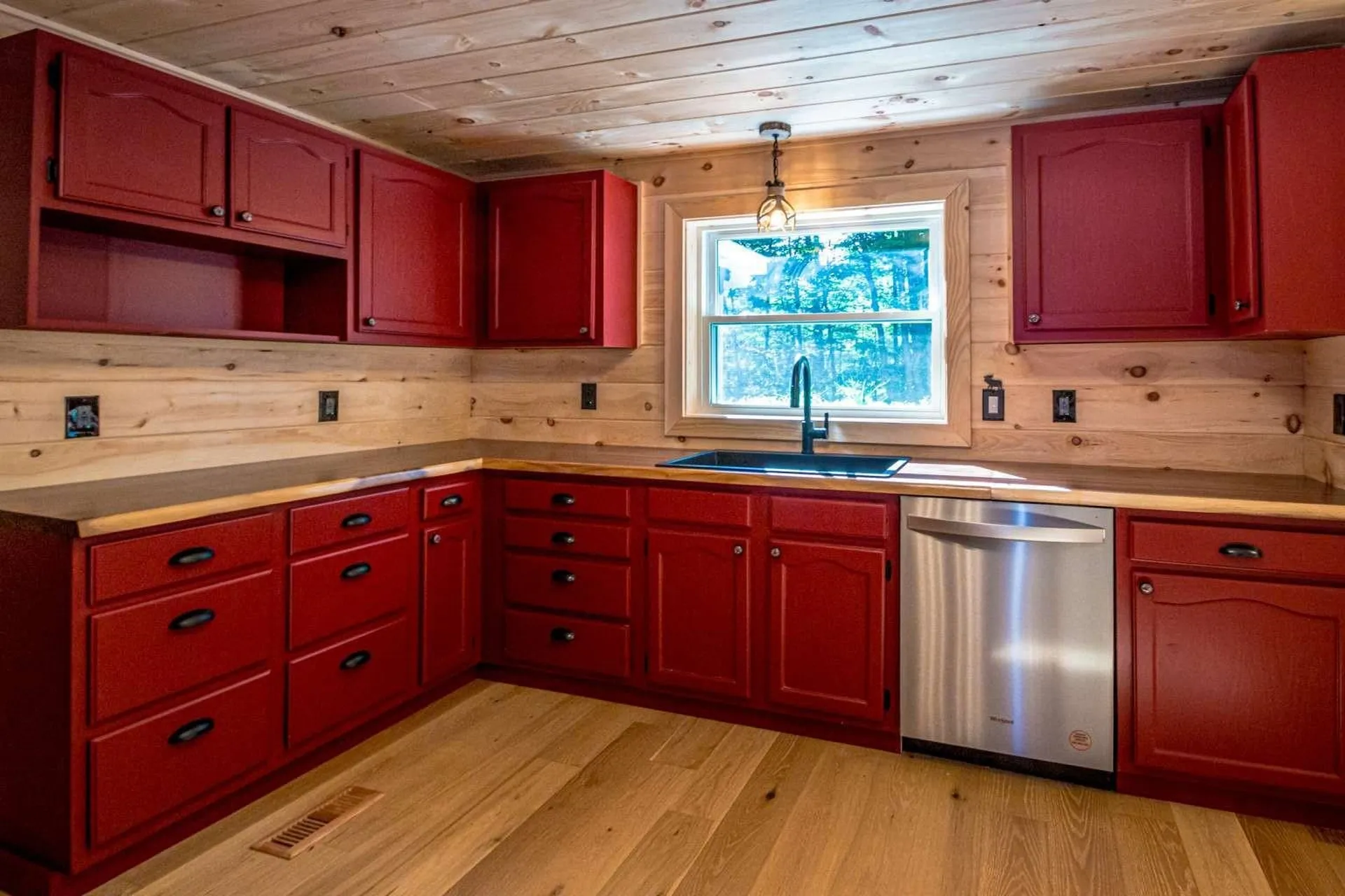 60 Brookside Avenue Albany NH 03818