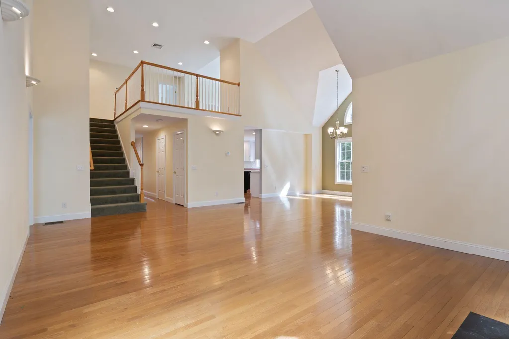 29 Vineyard Drive Stratham NH 03885