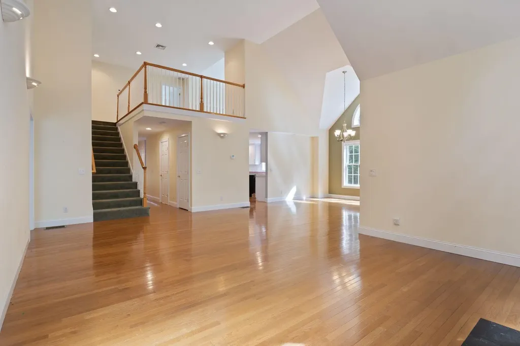29 Vineyard Drive Stratham NH 03885