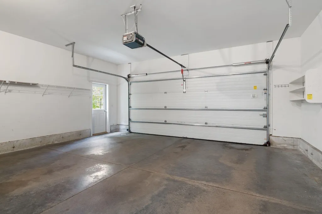 29 Vineyard Drive Stratham NH 03885