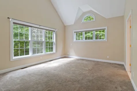 29 Vineyard Drive Stratham NH 03885