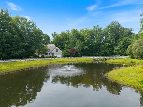 29 Vineyard Drive Stratham NH 03885