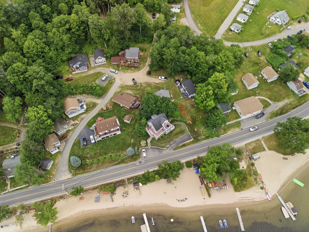 31 Don Gerry Road Bristol NH 03222-3770
