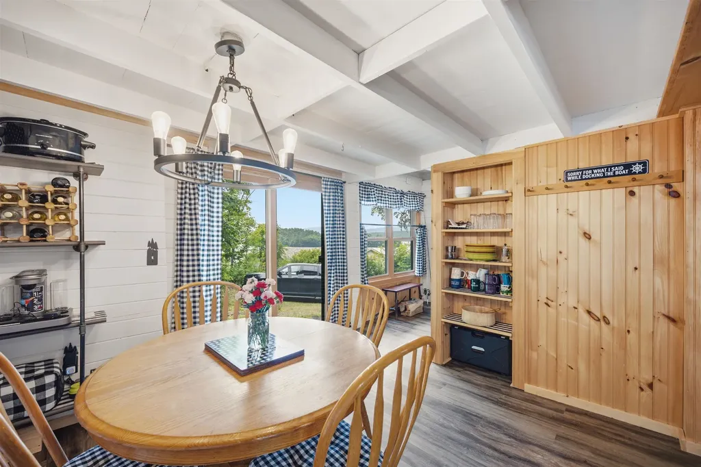 31 Don Gerry Road Bristol NH 03222-3770