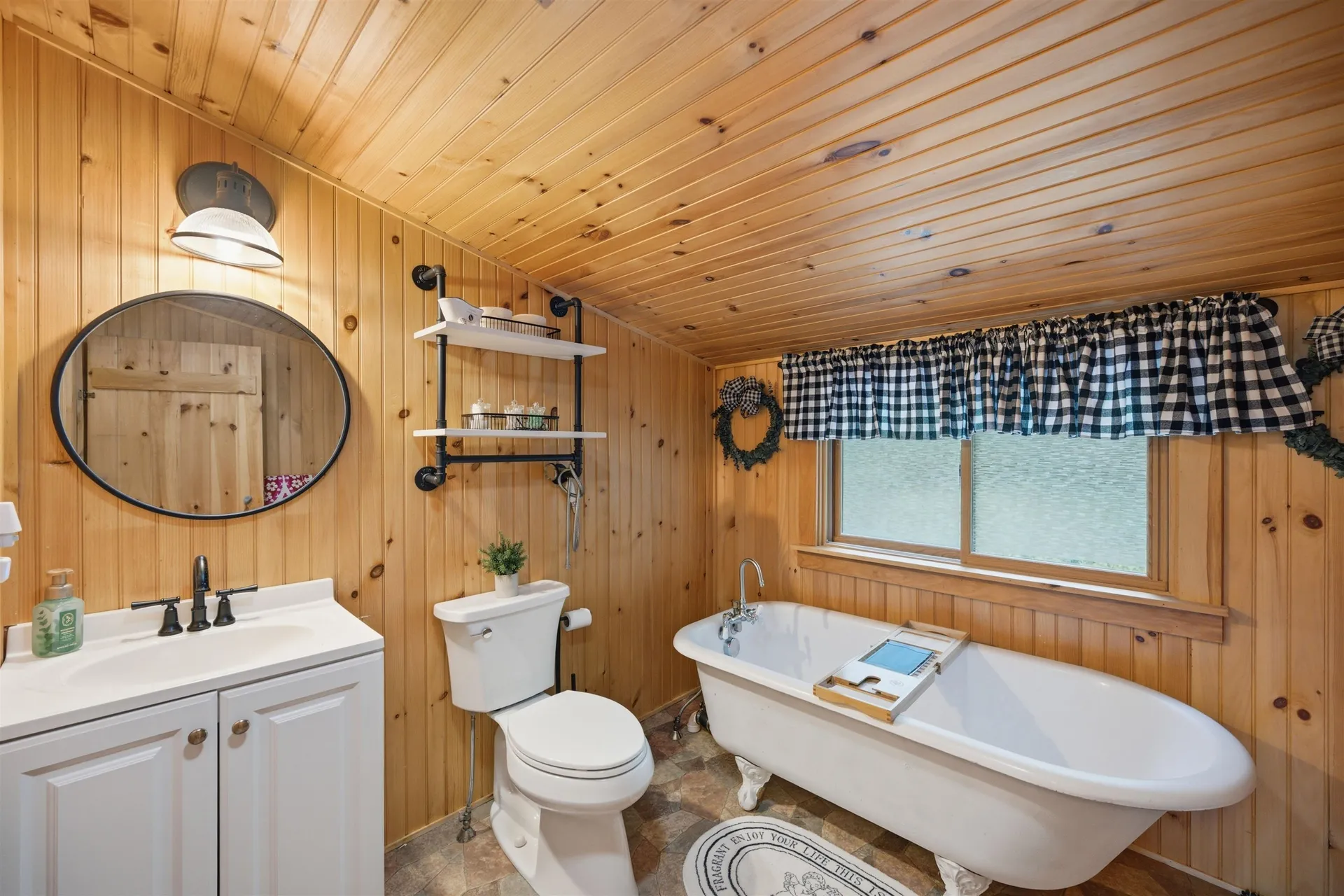 31 Don Gerry Road Bristol NH 03222-3770