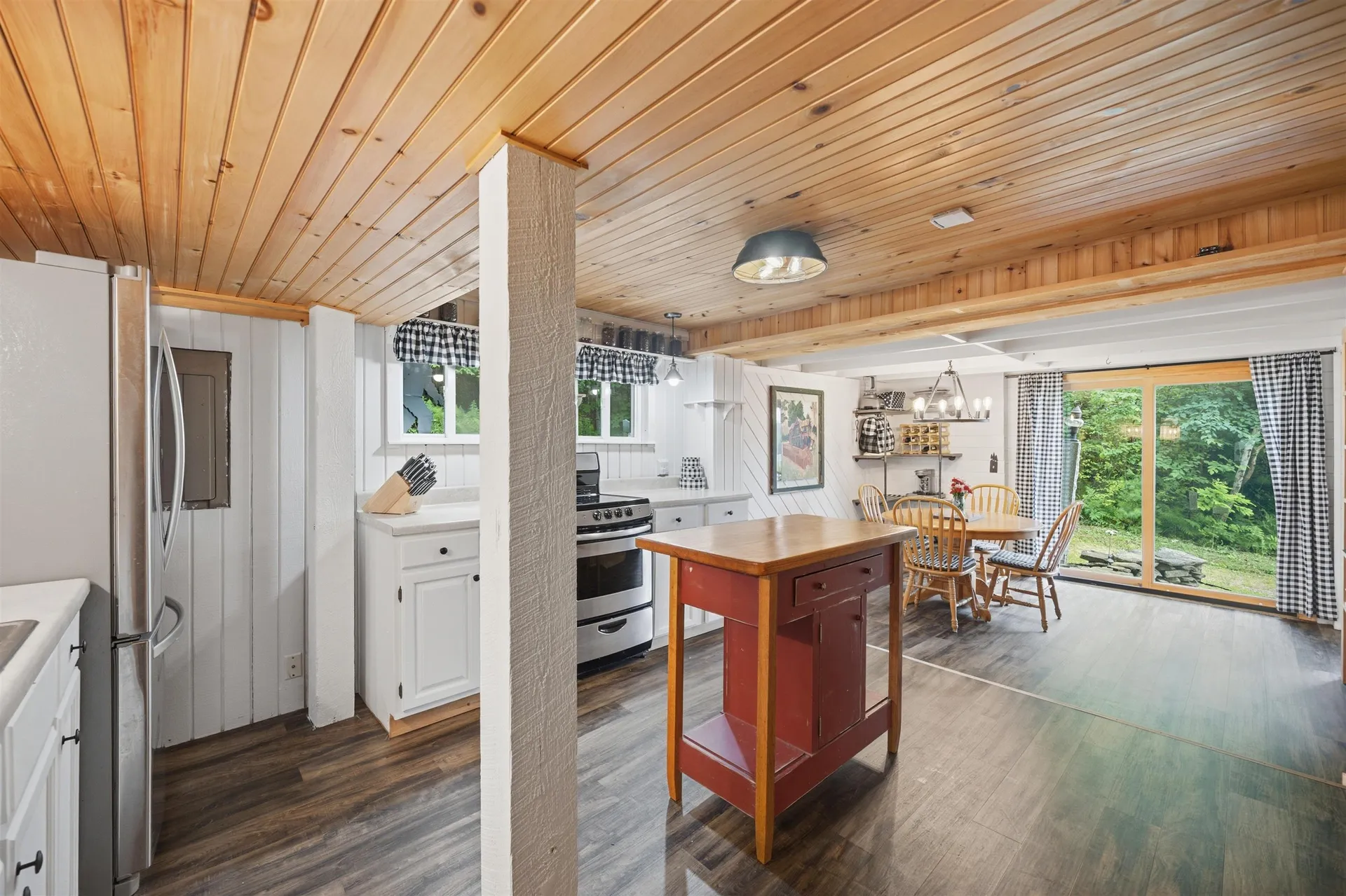 31 Don Gerry Road Bristol NH 03222-3770