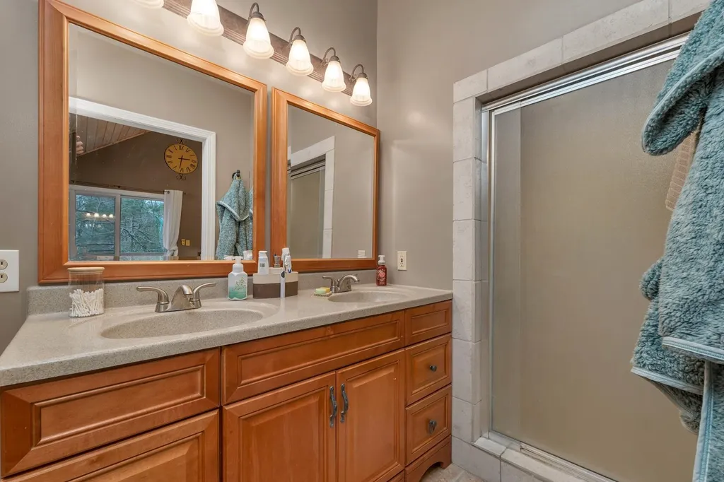 138 Summit Avenue Gilford NH 03249