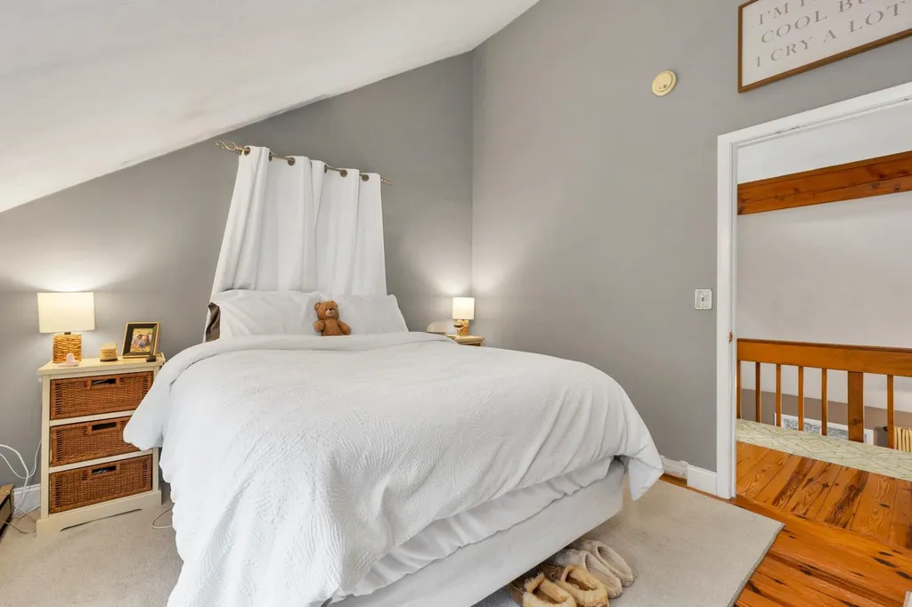 138 Summit Avenue Gilford NH 03249