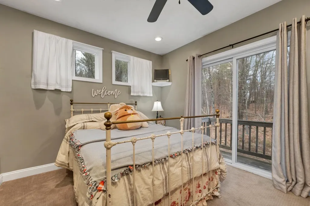 138 Summit Avenue Gilford NH 03249
