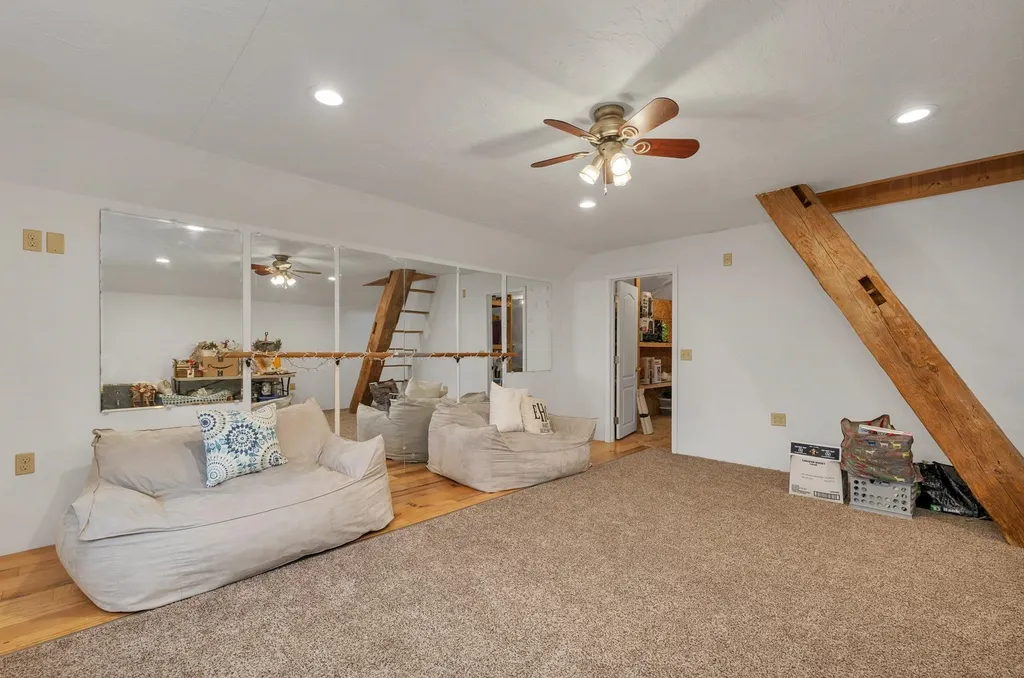 138 Summit Avenue Gilford NH 03249