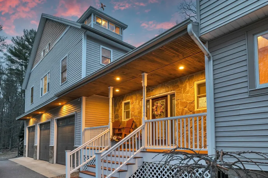 138 Summit Avenue Gilford NH 03249