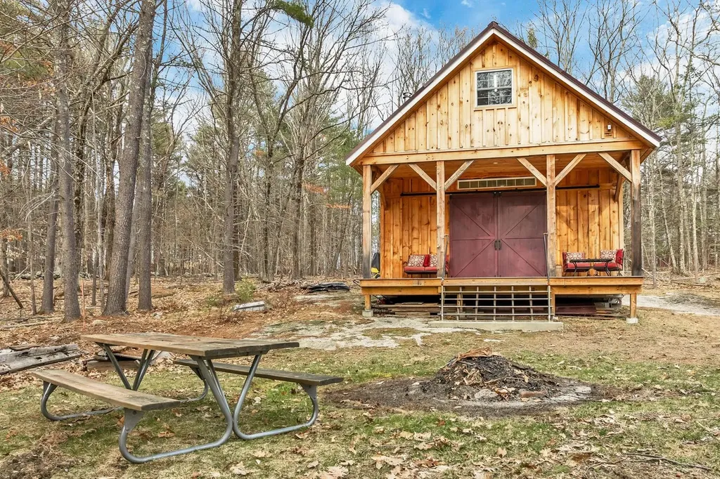 138 Summit Avenue Gilford NH 03249