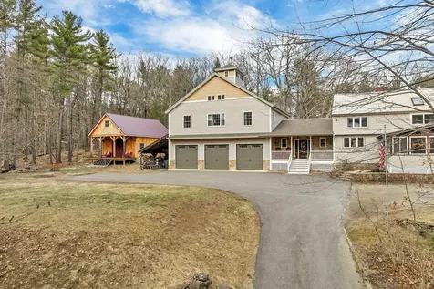 138 Summit Avenue Gilford NH 03249