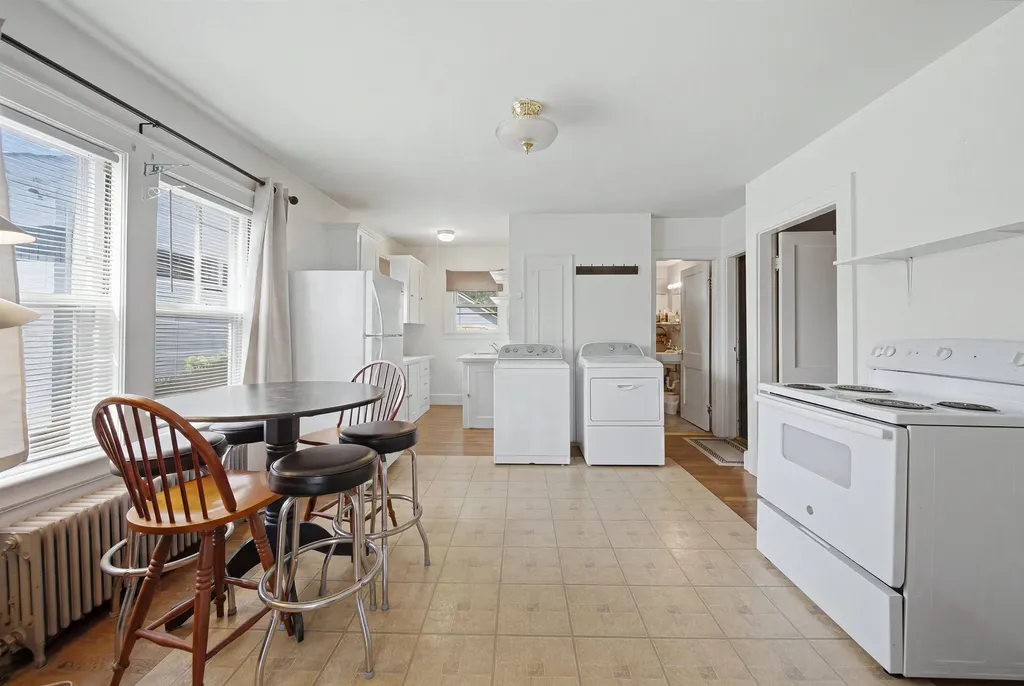 15-15 1/2 Marshall Street Nashua NH 03064