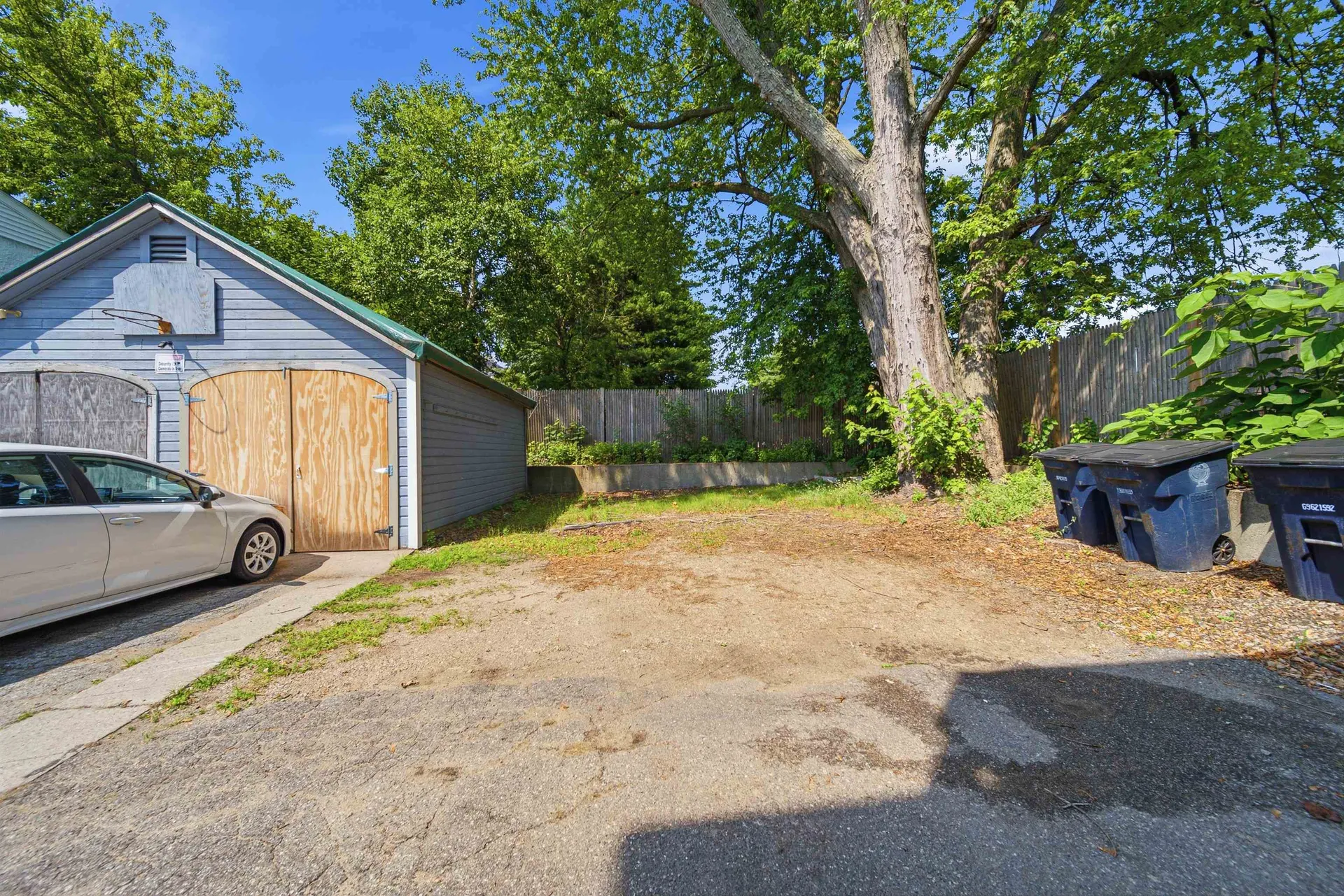 15-15 1/2 Marshall Street Nashua NH 03064