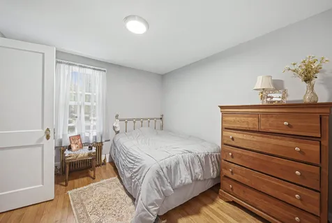 15-15 1/2 Marshall Street Nashua NH 03064