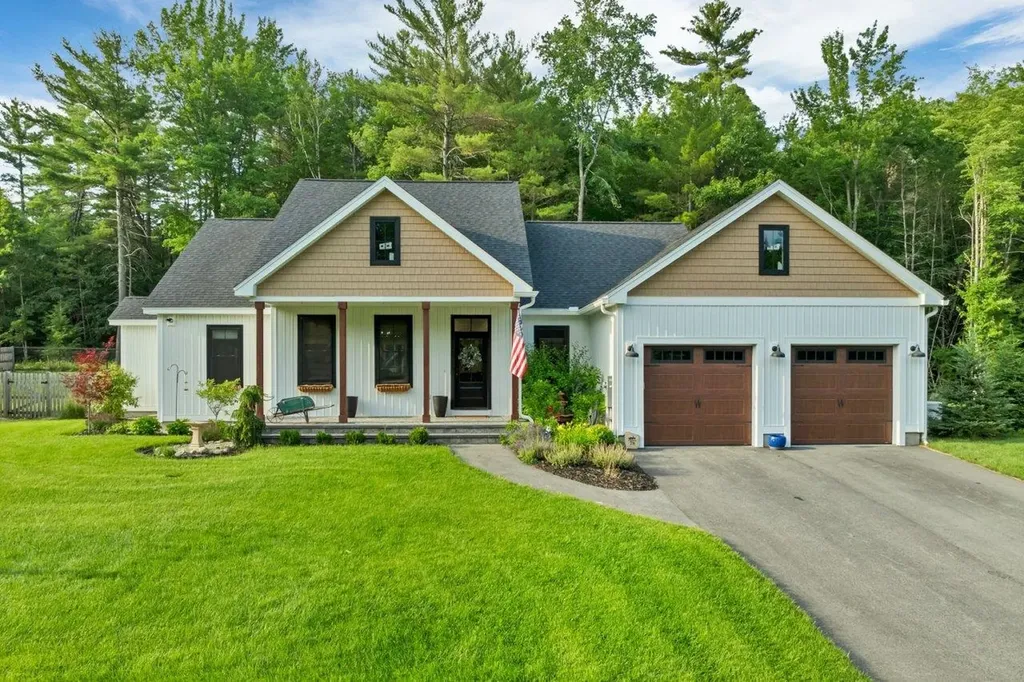 78 Union Wharf Road Tuftonboro NH 03853