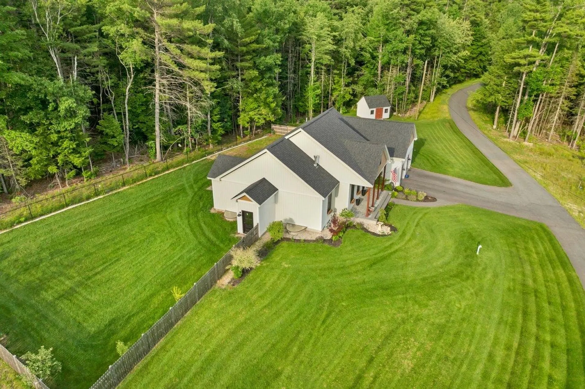 78 Union Wharf Road Tuftonboro NH 03853