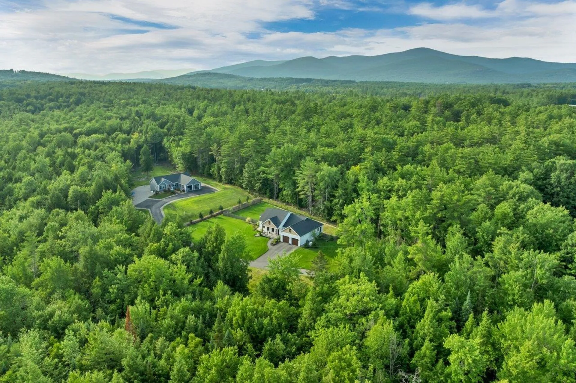 78 Union Wharf Road Tuftonboro NH 03853