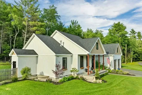 78 Union Wharf Road Tuftonboro NH 03853