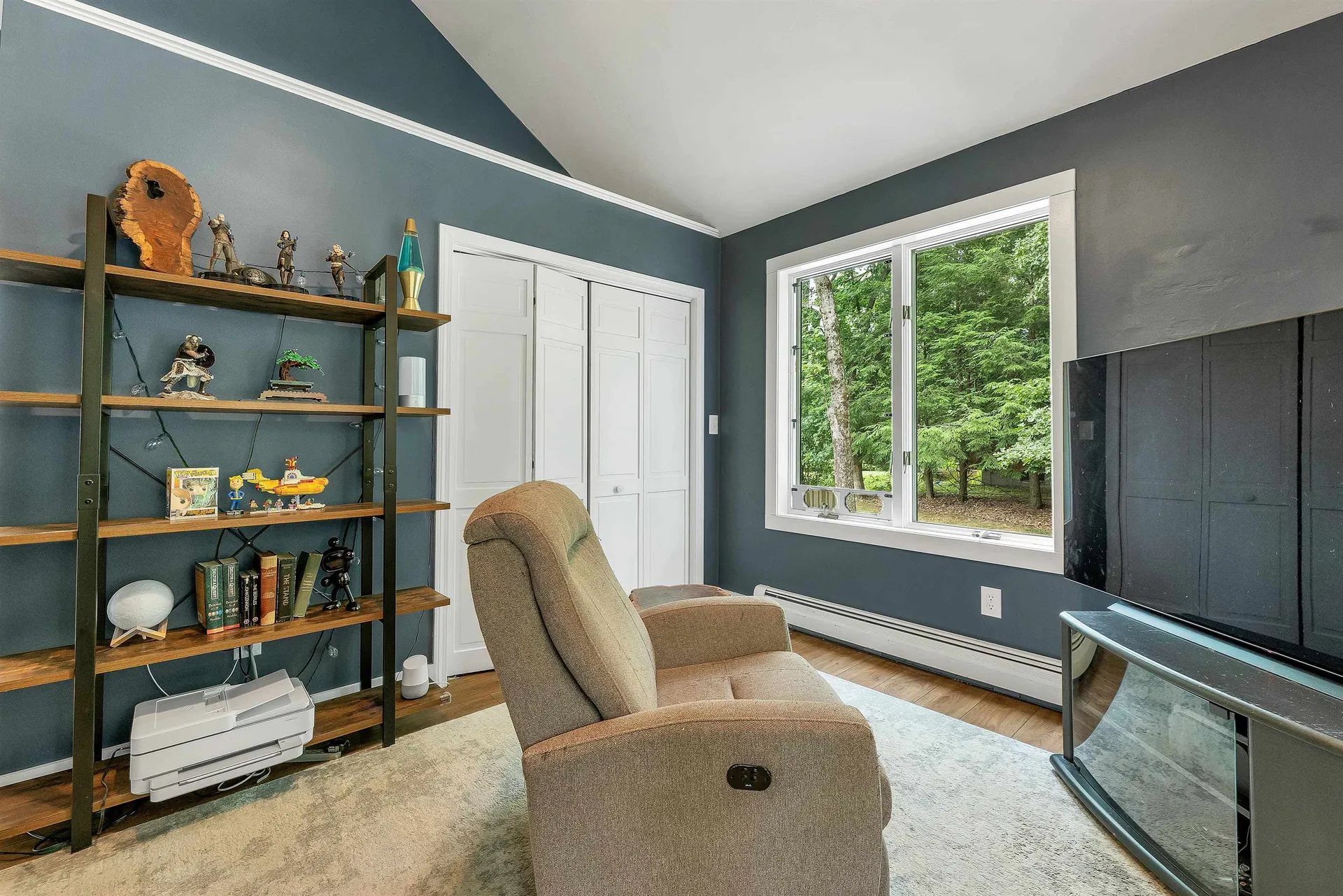 43 Redfield Circle Derry NH 03038