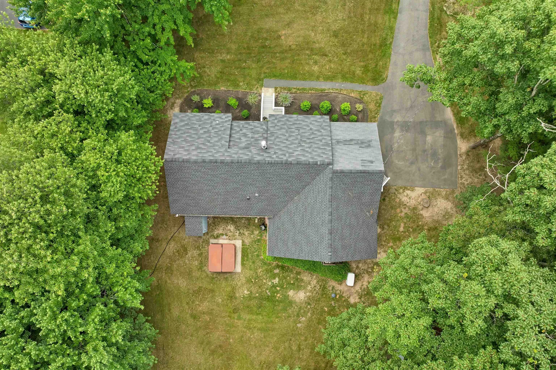 43 Redfield Circle Derry NH 03038