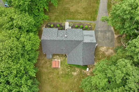 43 Redfield Circle Derry NH 03038