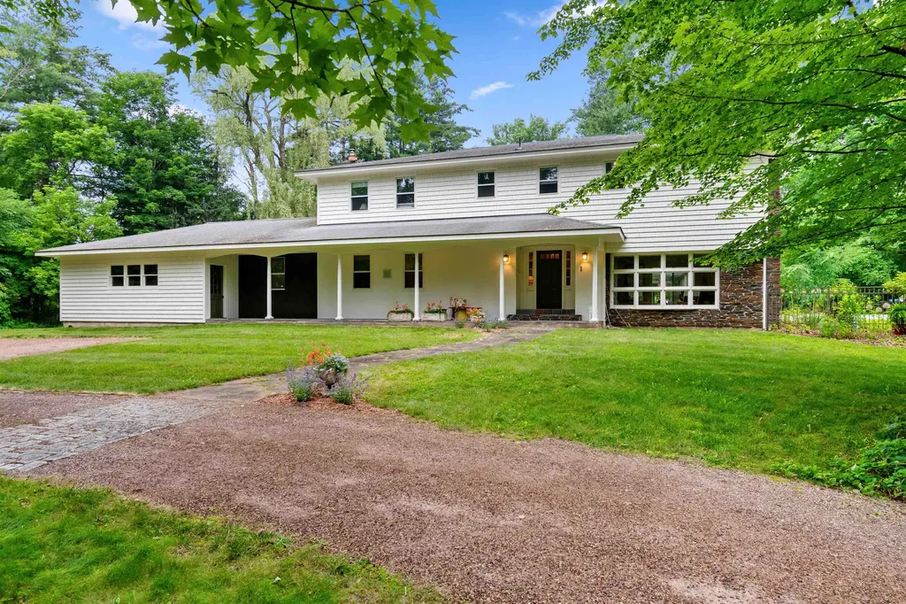 49 Shady Lane Williston VT 05495