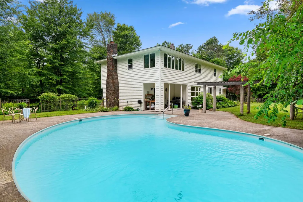49 Shady Lane Williston VT 05495