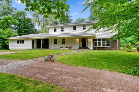 49 Shady Lane Williston VT 05495