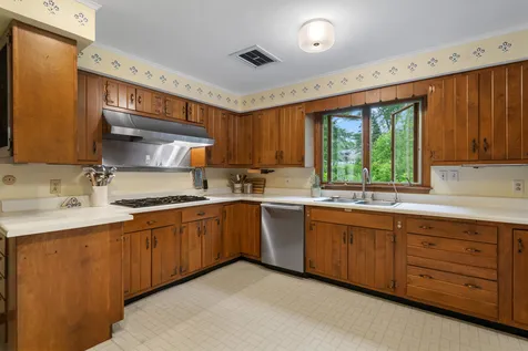 49 Shady Lane Williston VT 05495