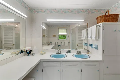 49 Shady Lane Williston VT 05495
