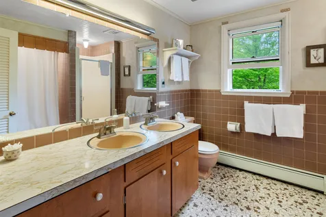 49 Shady Lane Williston VT 05495
