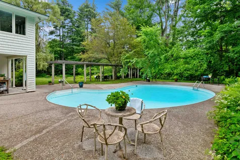 49 Shady Lane Williston VT 05495