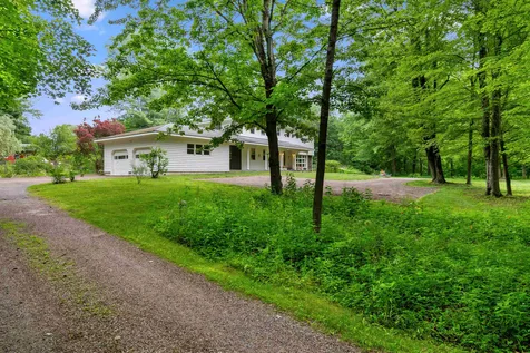 49 Shady Lane Williston VT 05495