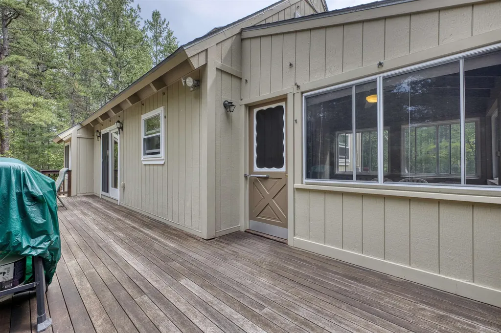 20 Pleasant Drive Freedom NH 03836