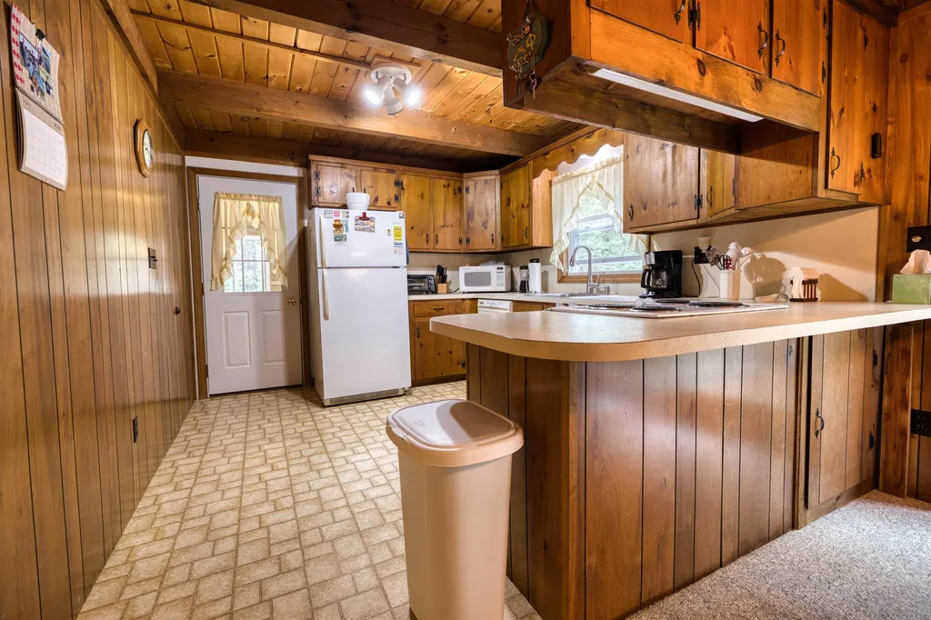 20 Pleasant Drive Freedom NH 03836
